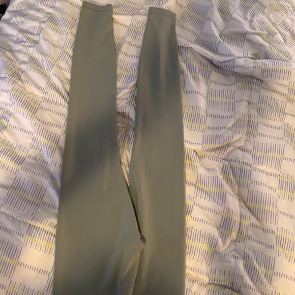 Lululemon leggings - Picture 2 of 4
